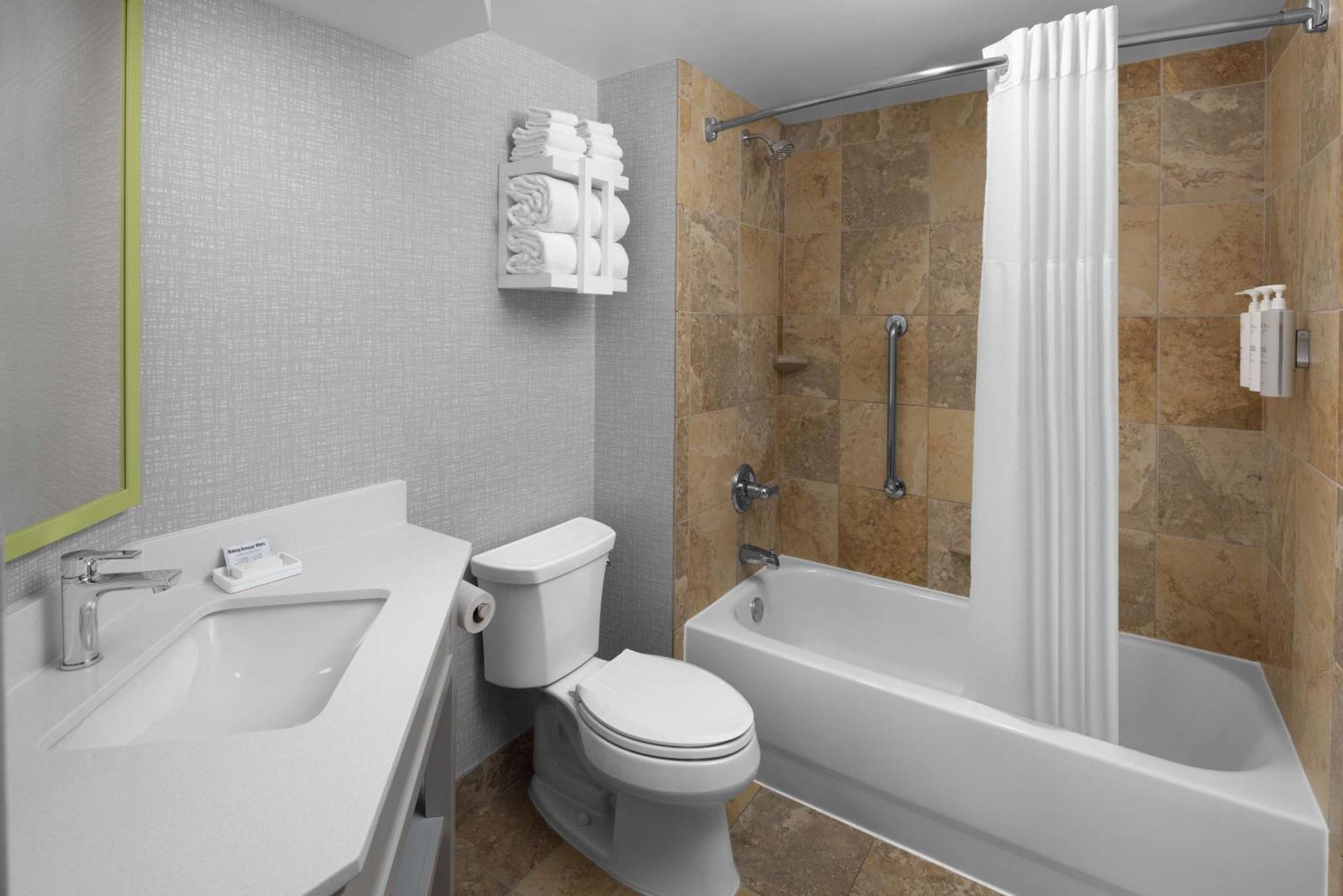 Hampton Inn Cleveland-Downtown Eksteriør billede