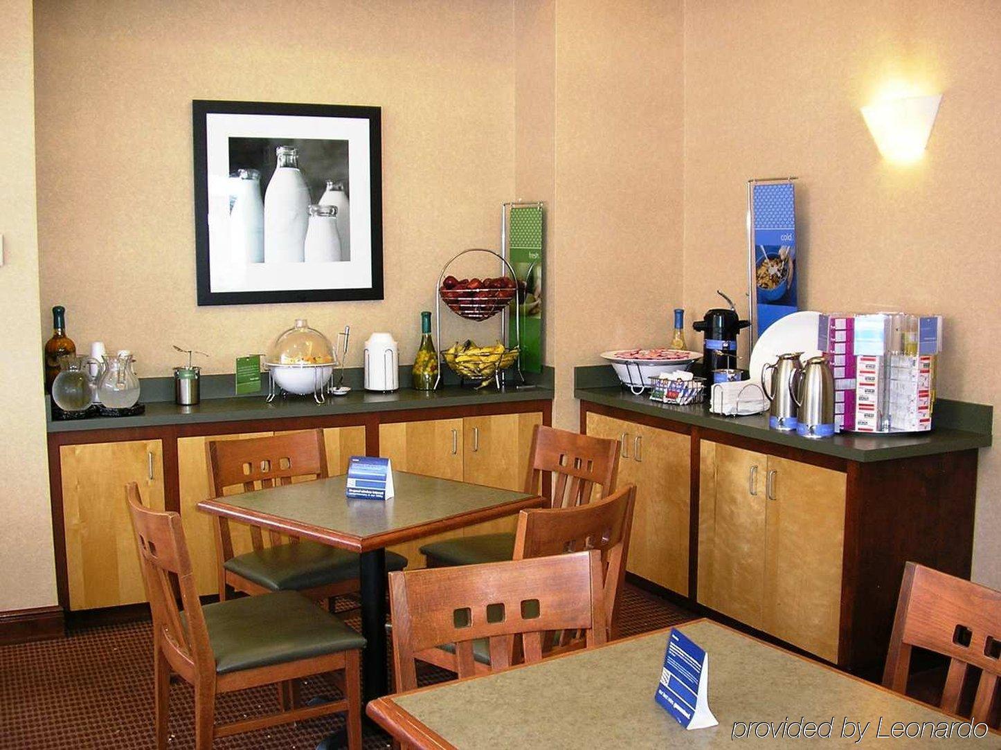 Hampton Inn Cleveland-Downtown Restaurant billede