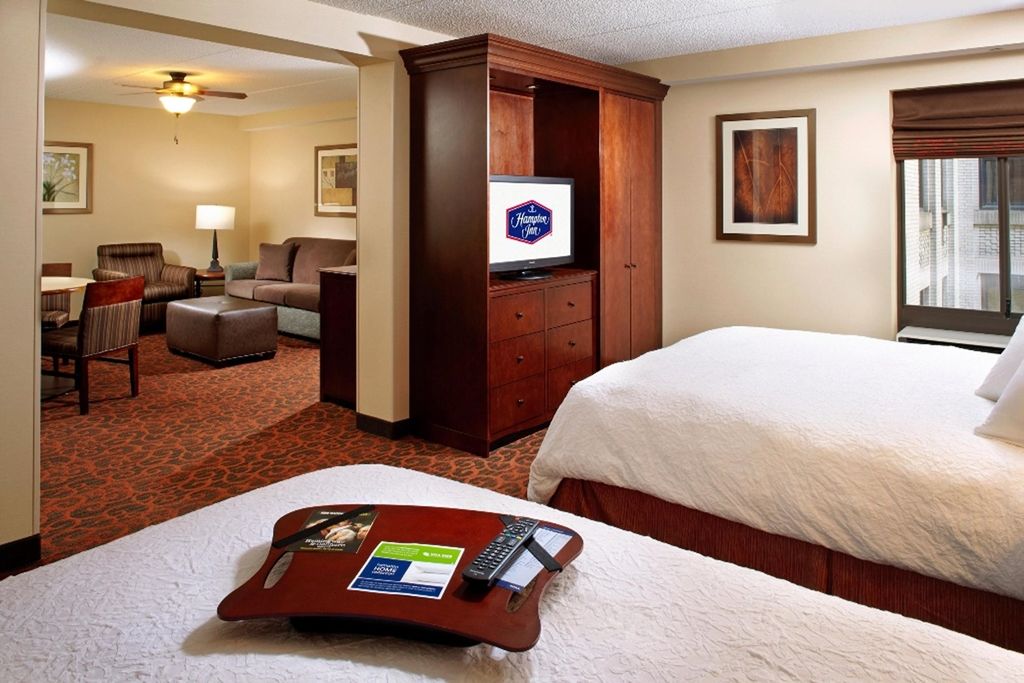 Hampton Inn Cleveland-Downtown Værelse billede