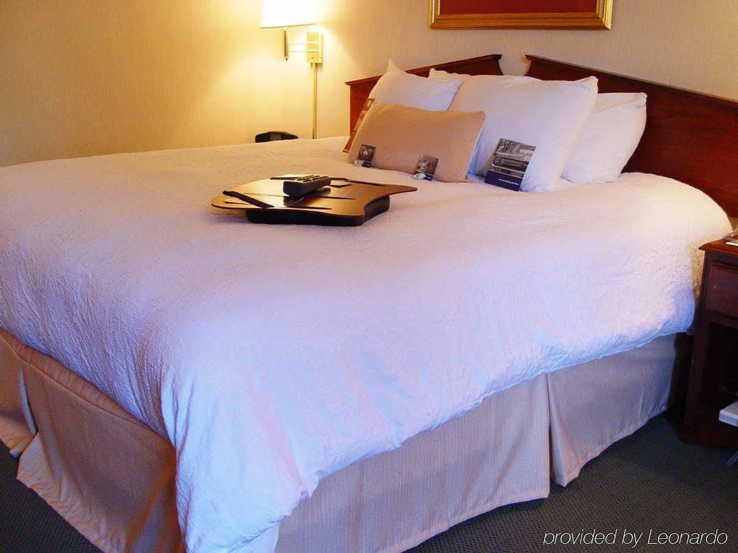 Hampton Inn Cleveland-Downtown Eksteriør billede
